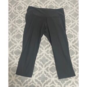 Nike Dri-FIT Legendary Capri Leggings Gray‎ Training Pants Womens Size M 56323